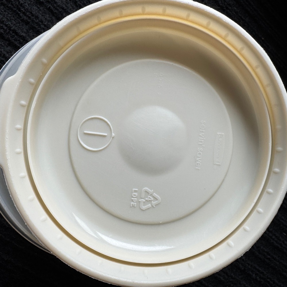 Rubbermaid Servin Saver Food Storage Containers Almond 4pc Set #2 #6 #1 Round - Picture 10 of 16